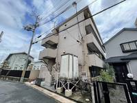 ロイヤルプラザの外観