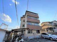 コーポ諏訪西大寺の外観