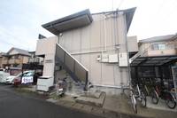 サイプレスコートの外観