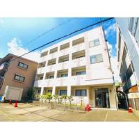 アルファコート名南の外観