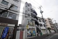 ハイツアルペン伊丹の外観