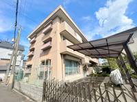 山内マンションの外観