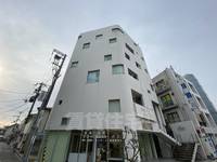 ラークスパ岡町の外観