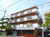 シャルマン立花の外観