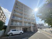 エリーフラッツ桂南の外観