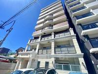 メイプルコート朝岡の外観