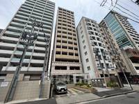 プレサンス泉シティアークの外観