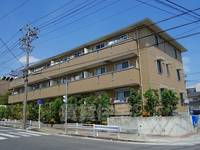 エトワール亀の井の外観