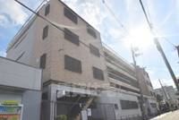 マンション淀の外観