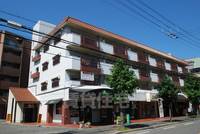 シャンポール小山の外観