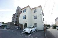 マンション黒崎203の外観