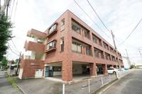 ジュネス敷島の外観