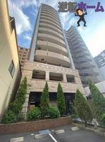 プレサンス泉アーバンゲートの外観