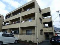 新原第5マンションの外観