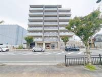 テゾーロ行橋の外観