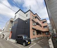 ジョイフルクレーン美園301の外観
