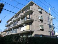 ファミール大宮203の外観