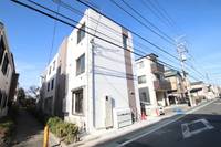 GARDEN CROSS302の外観