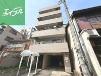 パーシモン八幡町302の外観