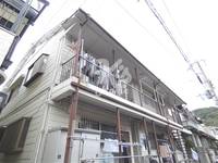 潮見台ハイツの外観
