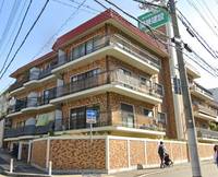 グリーンハイツ六甲の外観