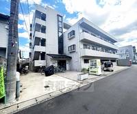 京都府京都市右京区西京極午塚町の賃貸マンションの外観