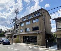 京都府京都市右京区太秦蜂岡町の賃貸マンションの外観