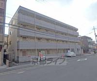 PINE館203の外観