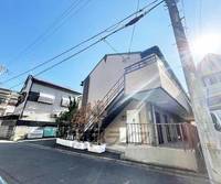 京都府京都市右京区太秦安井小山町の賃貸マンションの外観