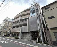 Six Bijoux 堺町六角305の外観