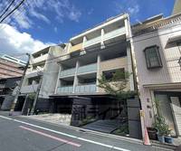 ベルヴィ富小路503の外観