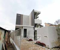 京都府長岡京市開田4丁目の賃貸マンションの外観