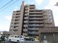 サーパス道後上市の外観