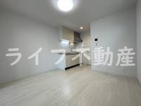 ティアラ北巽の居間