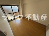 第2弥刀マンションの居間