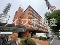 ロイヤルハイツ山本の外観