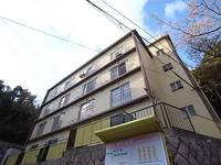 岡本梅林住宅 6号棟の外観
