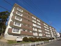 ロイヤルマンション1号棟の外観