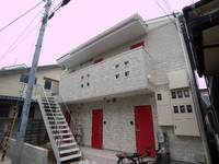 H.Cフラッツ須磨天神の外観