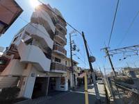 ワコーレフース本山の外観