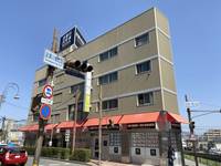 逆瀬川ビルの外観