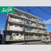 マンション杉105の外観