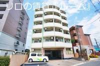 グランドール春日原の外観