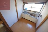 若江本町借家の居間