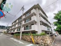ウェルシー岡本の外観