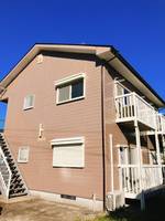 Grass FiELDの外観