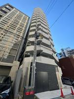 アドバンス大阪城べレッツァの外観