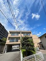 兵庫県宝塚市鹿塩1丁目(アパート)の賃貸物件の外観