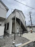 ルミエール西代A棟の外観