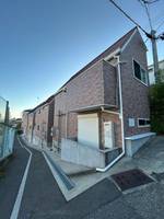 シャトーブリック Ⅱ棟の外観